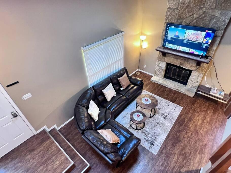 The Cozy Townhouse Wpafb & Wsu Apartment Fairborn Exterior photo